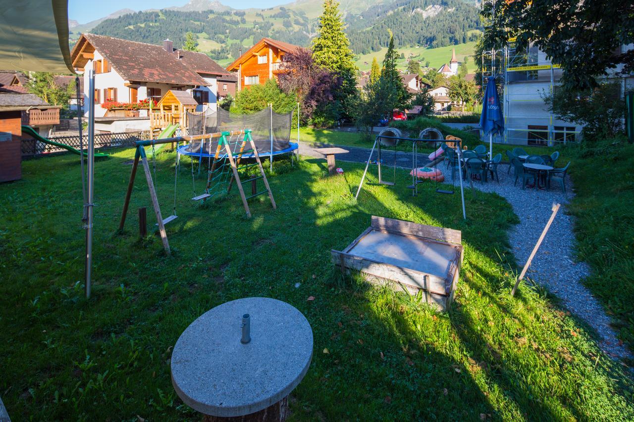 Hotel Restaurant Simplon Фрутиген Екстериор снимка
