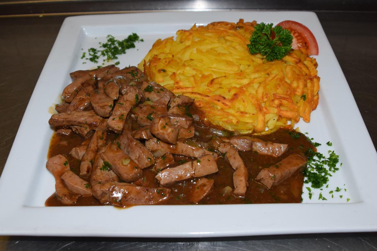 Hotel Restaurant Simplon Фрутиген Екстериор снимка