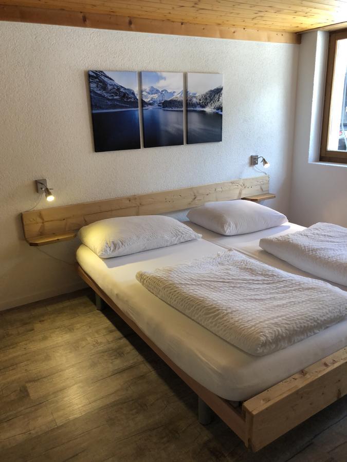 Hotel Restaurant Simplon Фрутиген Екстериор снимка